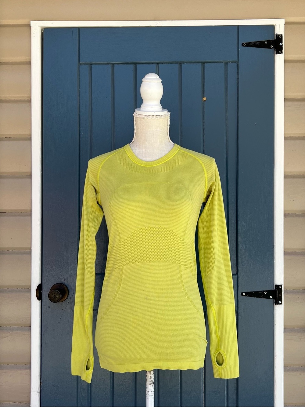 Lululemon Long Sleeve Women’s Size XS